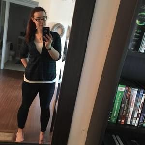 Meet your Posher, Monique